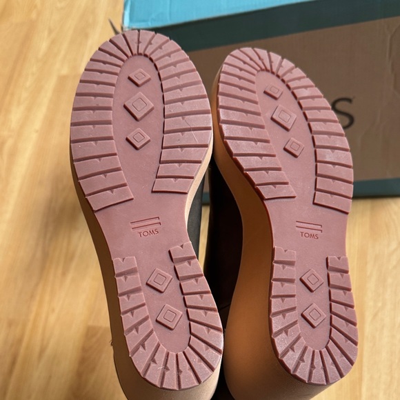 TOMS Size 10 Women's Tarmac Olive water resistant Wedge Ankle Boots - Picture 11 of 14